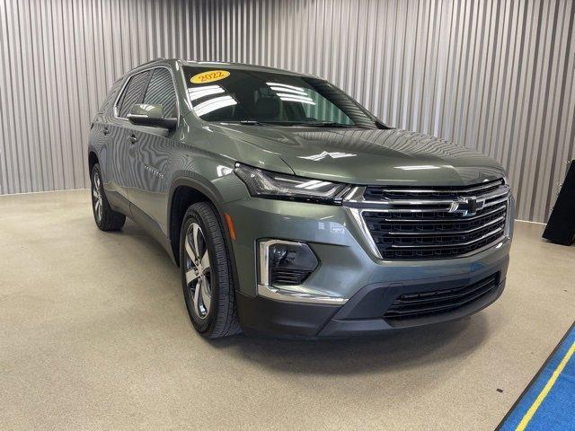 used 2022 Chevrolet Traverse car, priced at $33,988