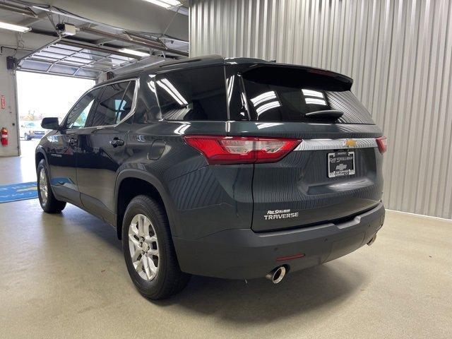 used 2021 Chevrolet Traverse car, priced at $23,988