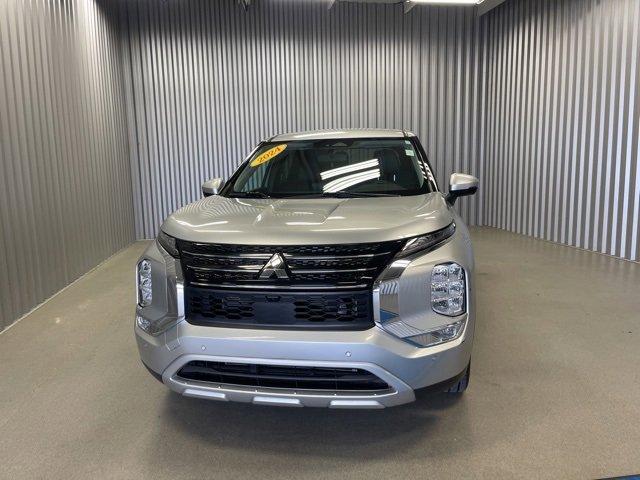 used 2024 Mitsubishi Outlander car, priced at $27,988