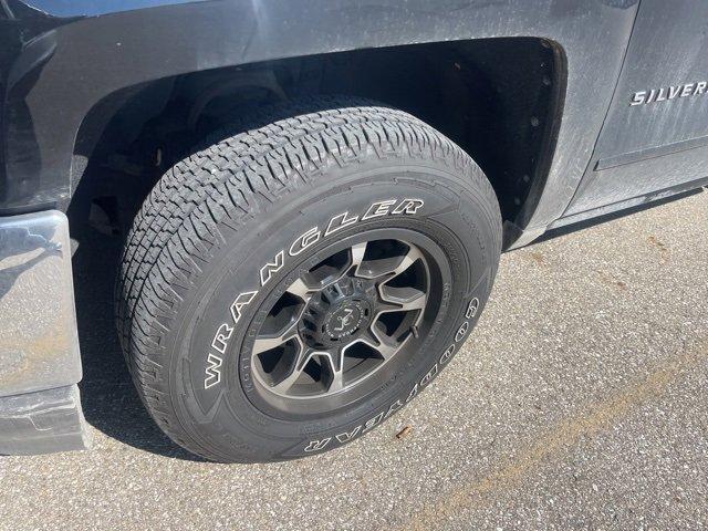 used 2019 Chevrolet Silverado 1500 LD car, priced at $25,988
