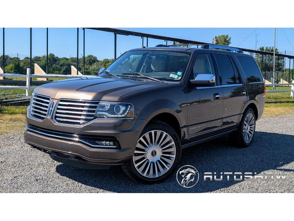 used 2016 Lincoln Navigator car, priced at $13,999