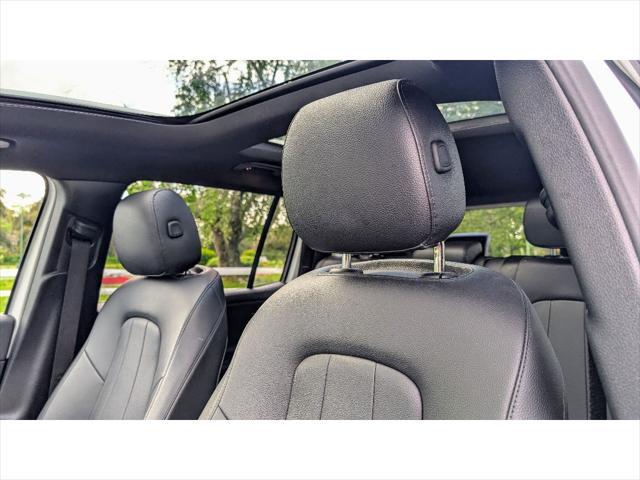 used 2021 Mercedes-Benz GLB 250 car, priced at $20,999