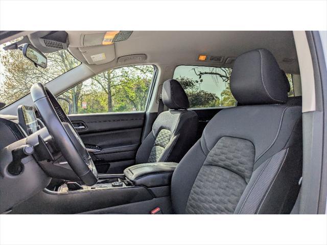 used 2022 Nissan Pathfinder car, priced at $19,999