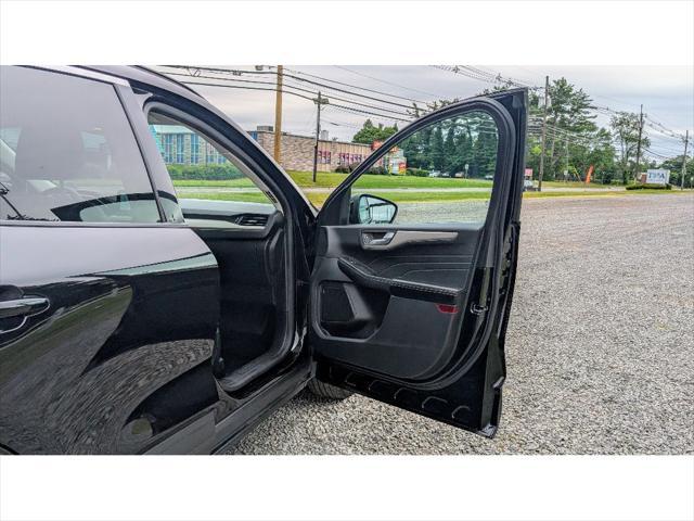 used 2022 Ford Escape car, priced at $16,999