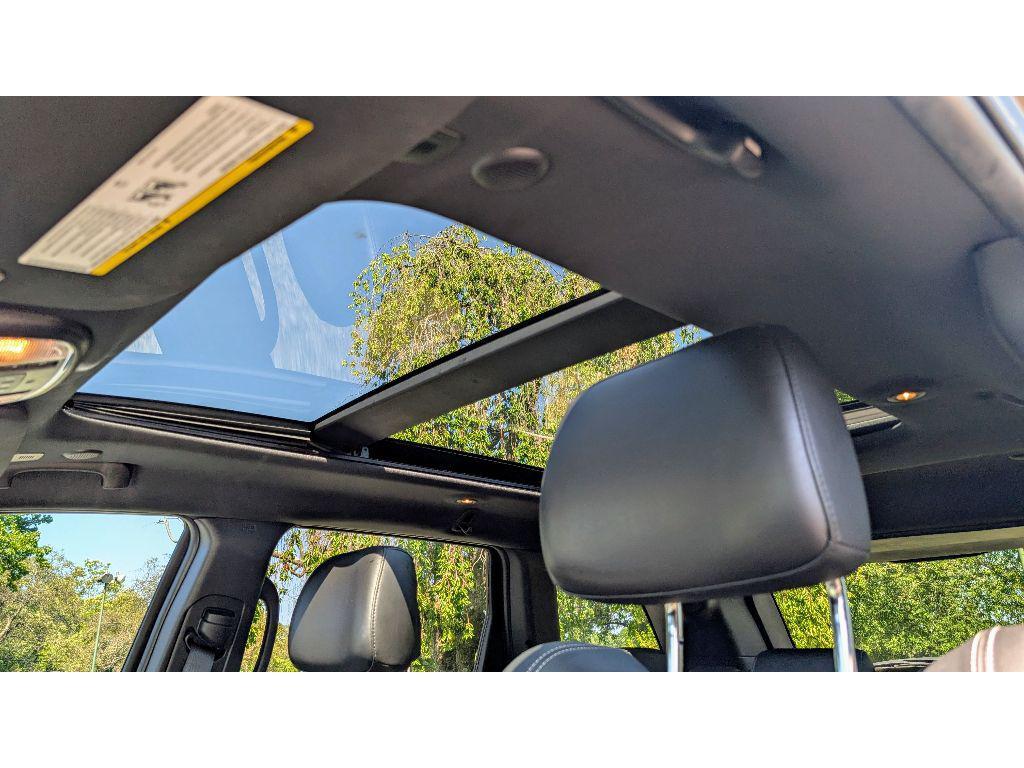 used 2021 Jeep Grand Cherokee car, priced at $25,999