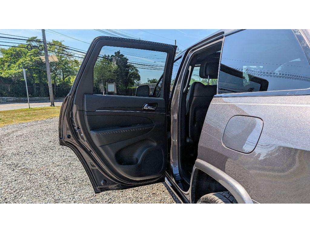 used 2021 Jeep Grand Cherokee car, priced at $25,999