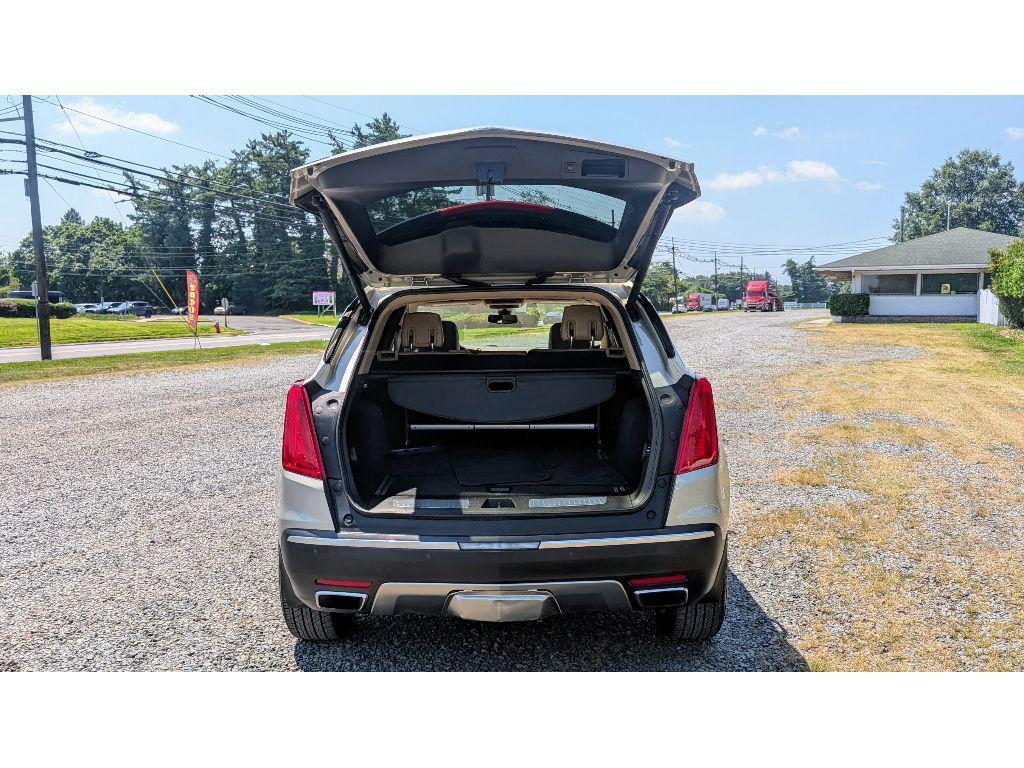 used 2017 Cadillac XT5 car, priced at $16,850