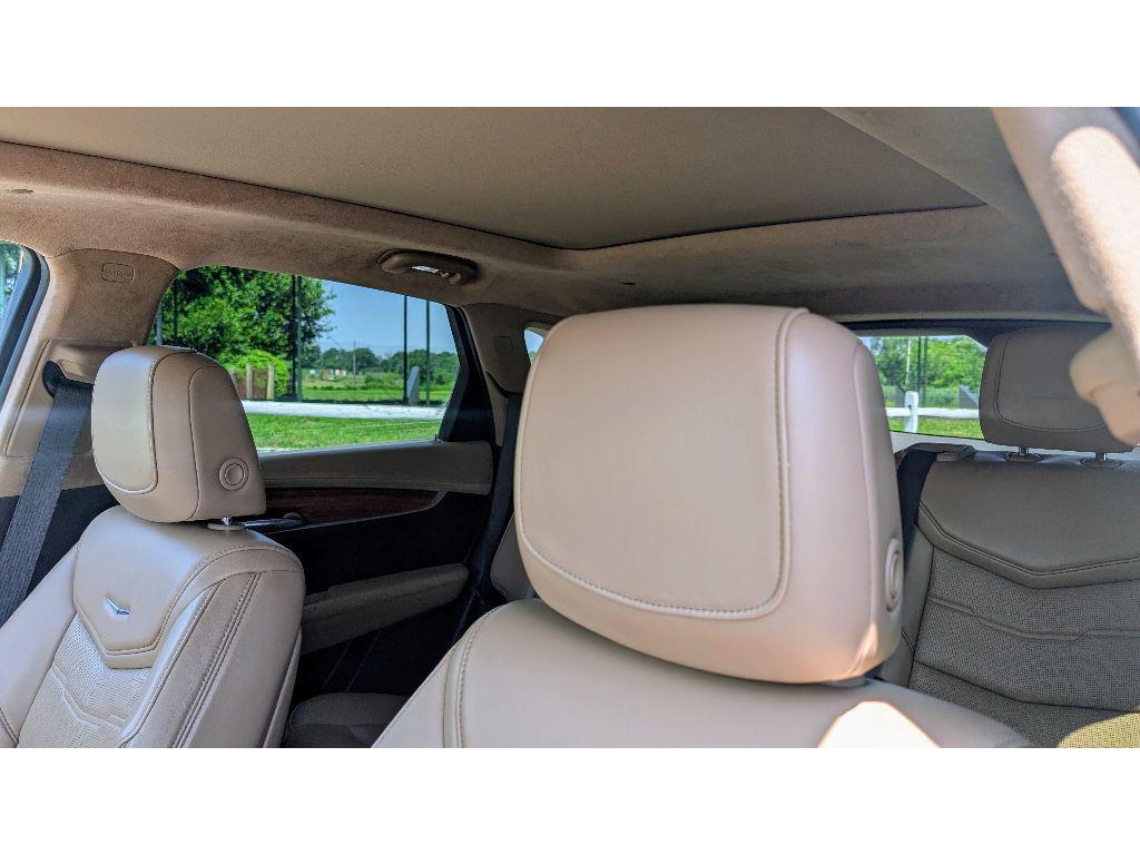 used 2017 Cadillac XT5 car, priced at $16,850