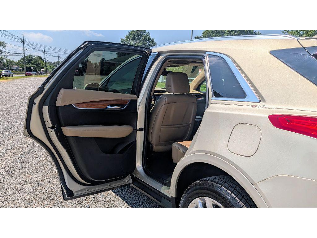 used 2017 Cadillac XT5 car, priced at $16,850