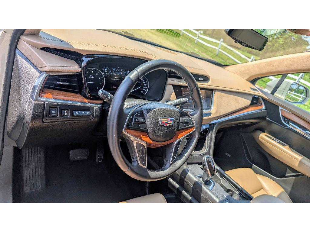 used 2017 Cadillac XT5 car, priced at $16,850