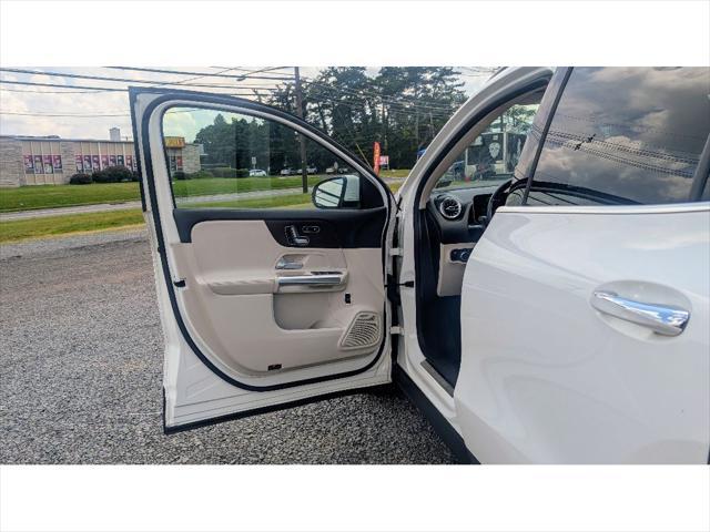 used 2021 Mercedes-Benz GLA 250 car, priced at $19,499