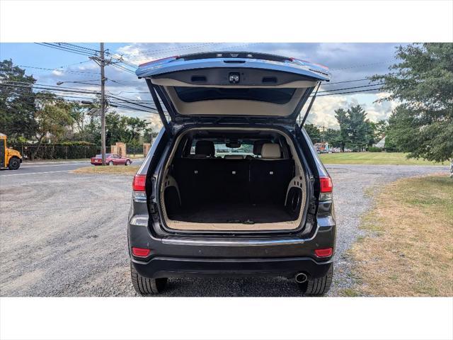 used 2020 Jeep Grand Cherokee car, priced at $17,995