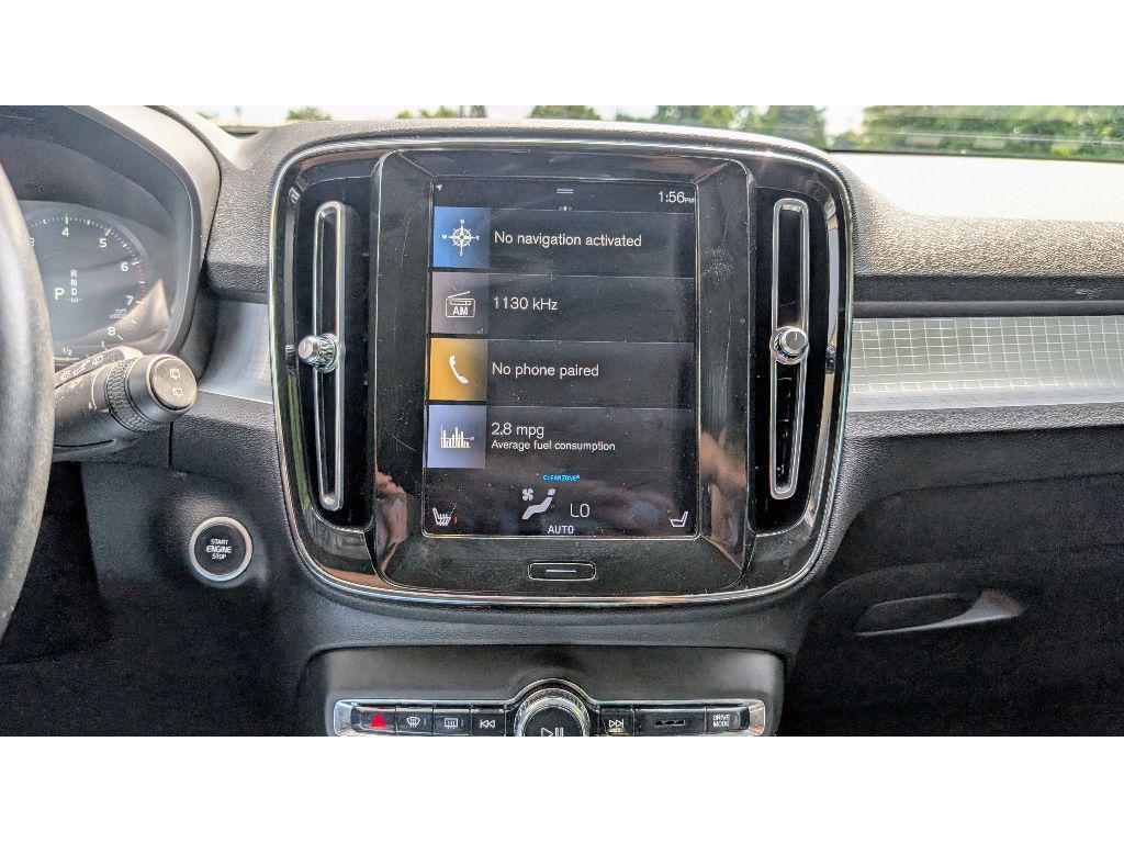 used 2021 Volvo XC40 car, priced at $18,500