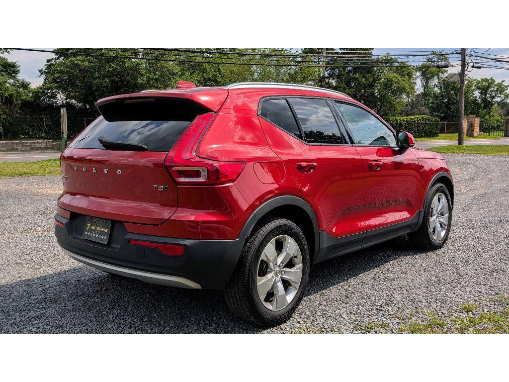 used 2021 Volvo XC40 car, priced at $18,500