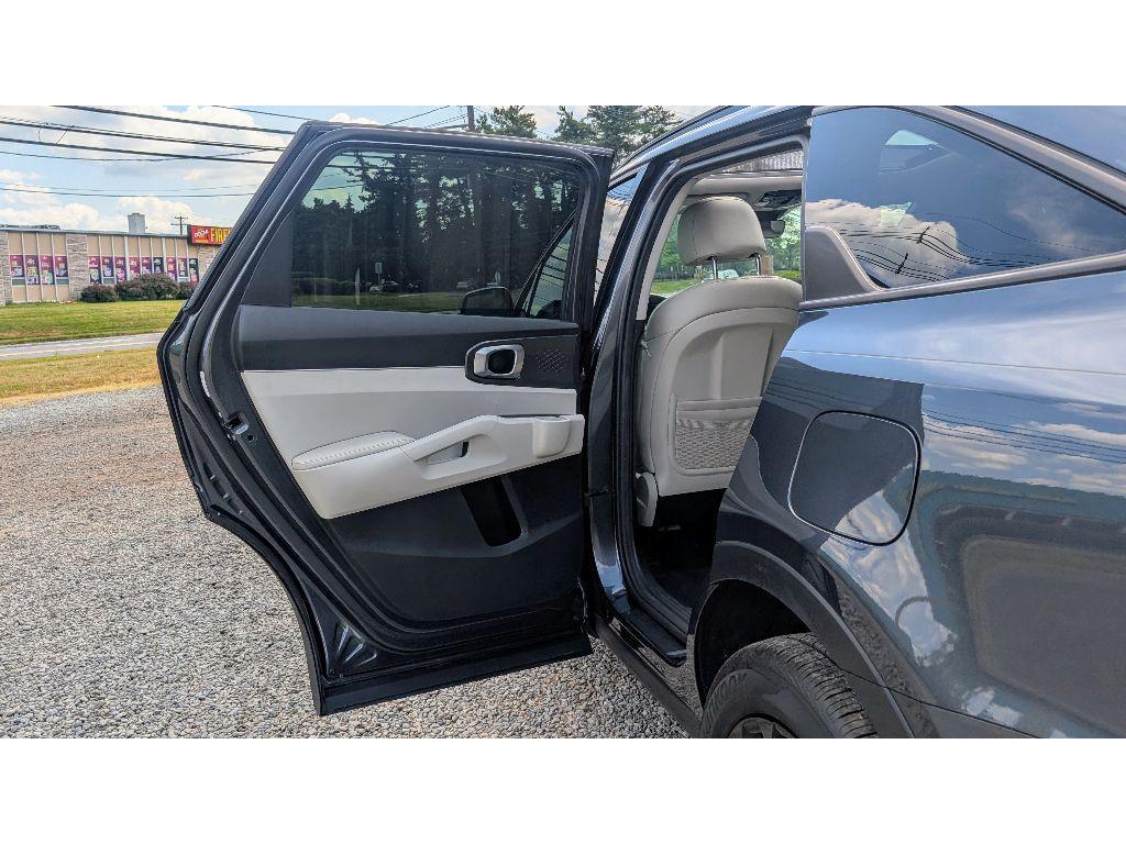 used 2021 Kia Sorento car, priced at $15,824