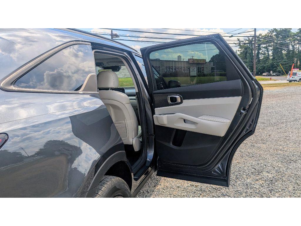 used 2021 Kia Sorento car, priced at $15,824