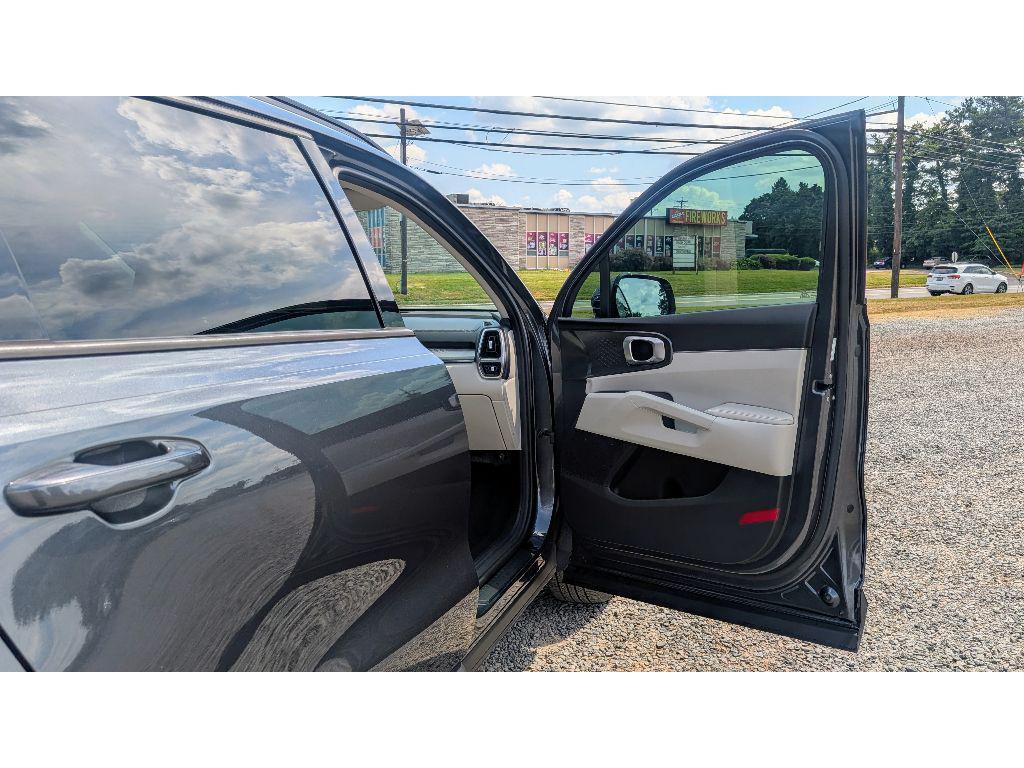 used 2021 Kia Sorento car, priced at $15,824