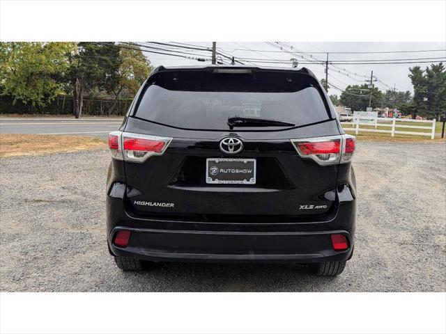 used 2016 Toyota Highlander car, priced at $19,999