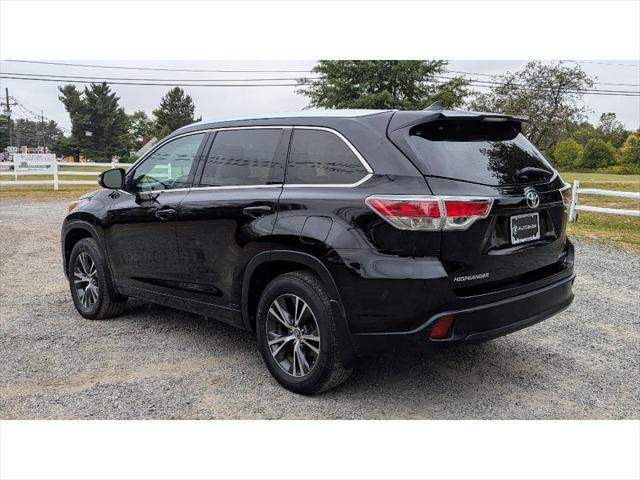 used 2016 Toyota Highlander car, priced at $19,999