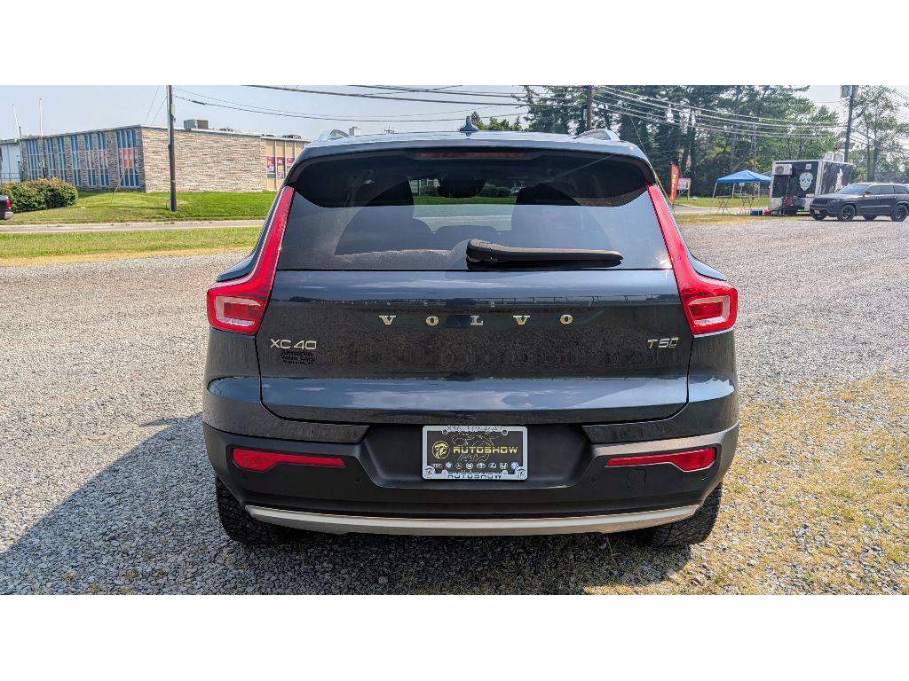 used 2022 Volvo XC40 car, priced at $17,500