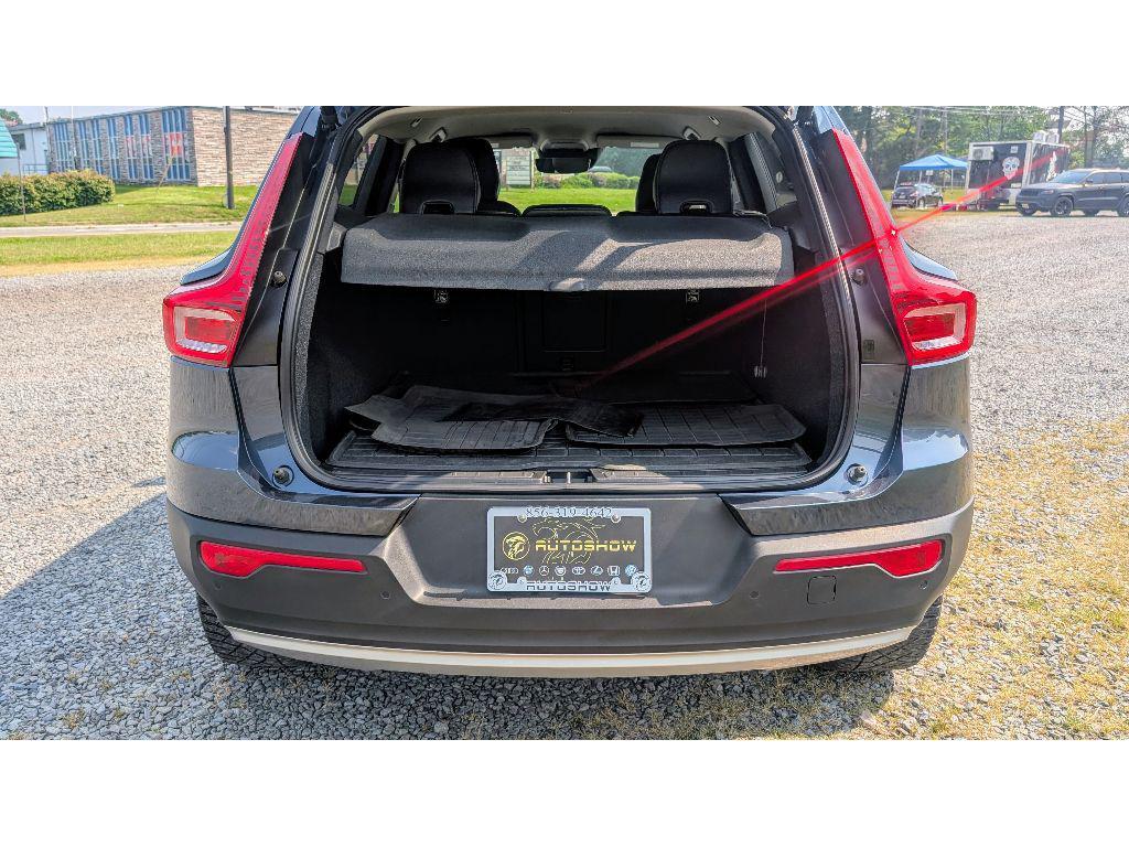 used 2022 Volvo XC40 car, priced at $17,500