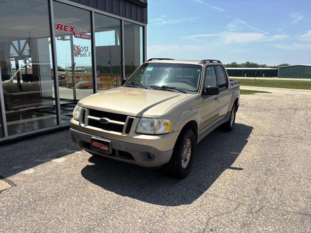 used 2001 Ford Explorer Sport Trac car, priced at $5,900