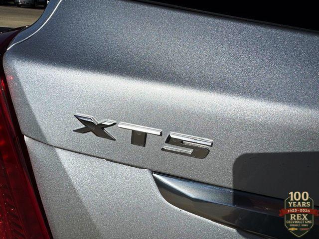 used 2019 Cadillac XT5 car, priced at $22,900