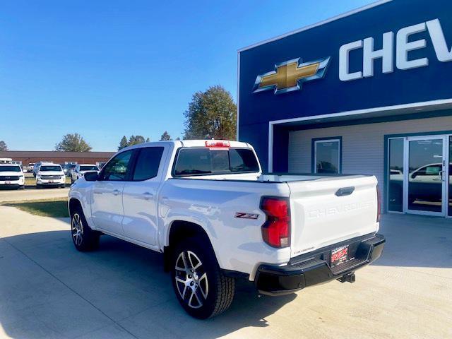 new 2024 Chevrolet Colorado car, priced at $45,735