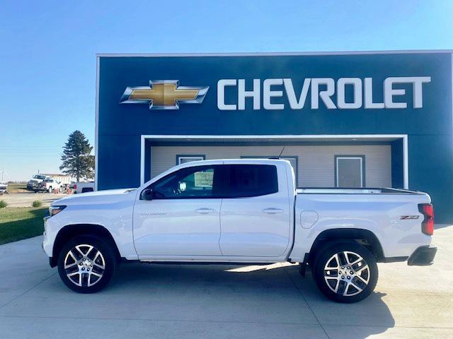 new 2024 Chevrolet Colorado car, priced at $45,735