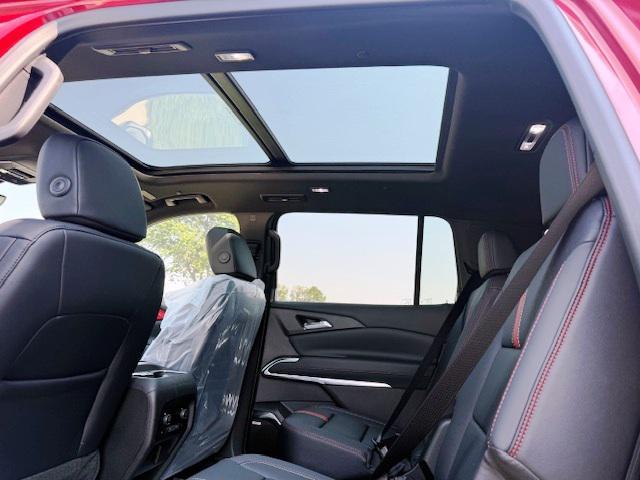 new 2025 Chevrolet Traverse car, priced at $59,590