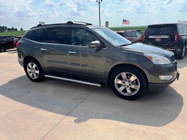 used 2010 Chevrolet Traverse car, priced at $5,900