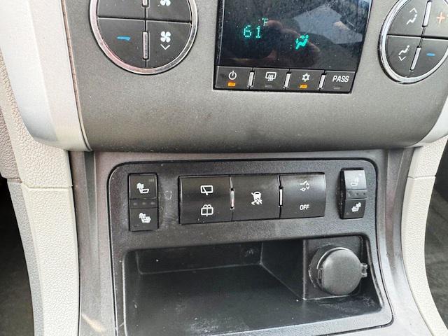 used 2010 Chevrolet Traverse car, priced at $5,900