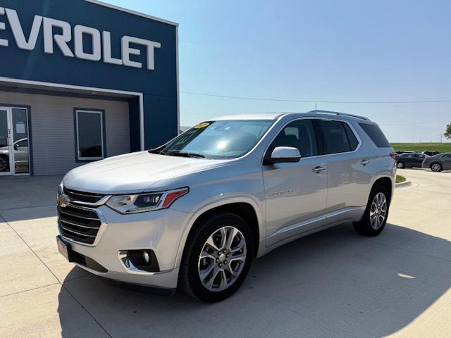 used 2021 Chevrolet Traverse car, priced at $29,900