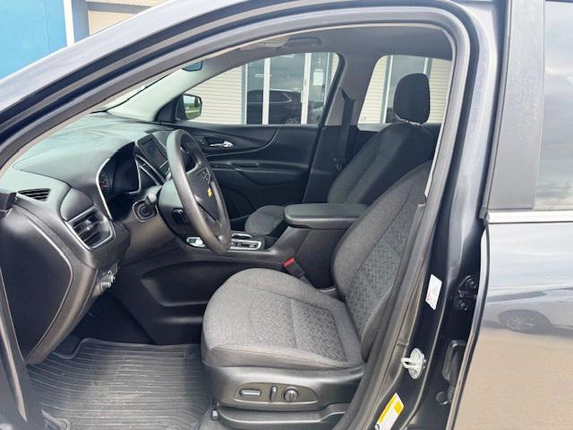 used 2023 Chevrolet Equinox car, priced at $27,900