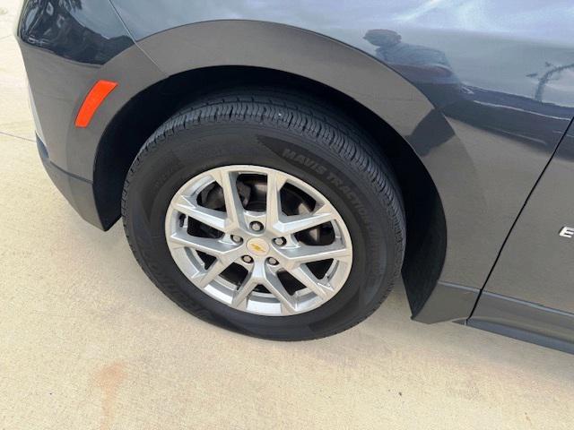 used 2023 Chevrolet Equinox car, priced at $27,900
