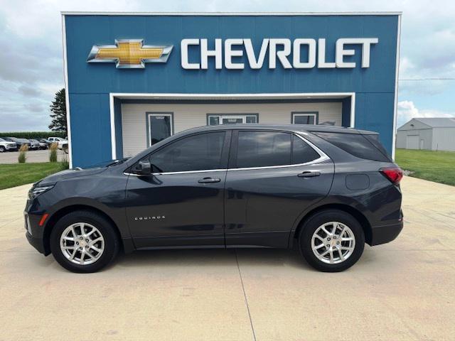 used 2023 Chevrolet Equinox car, priced at $27,900