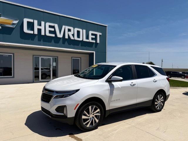 used 2023 Chevrolet Equinox car, priced at $26,900