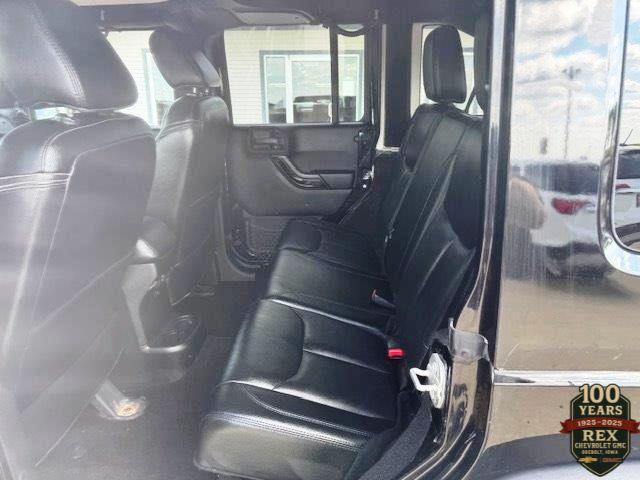 used 2015 Jeep Wrangler Unlimited car, priced at $17,900