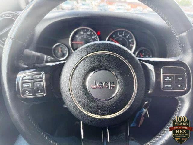 used 2015 Jeep Wrangler Unlimited car, priced at $17,900