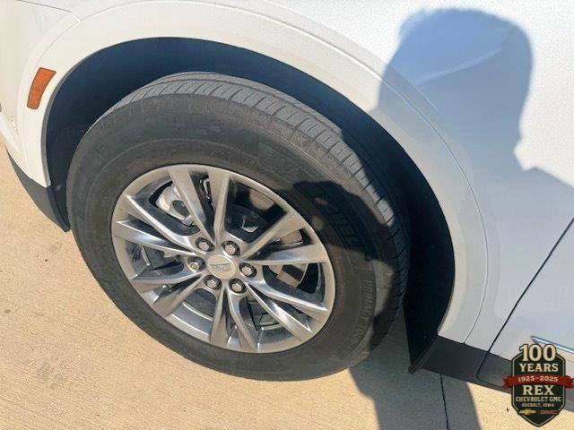 used 2023 Cadillac XT5 car, priced at $37,900