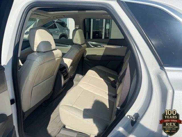 used 2023 Cadillac XT5 car, priced at $37,900