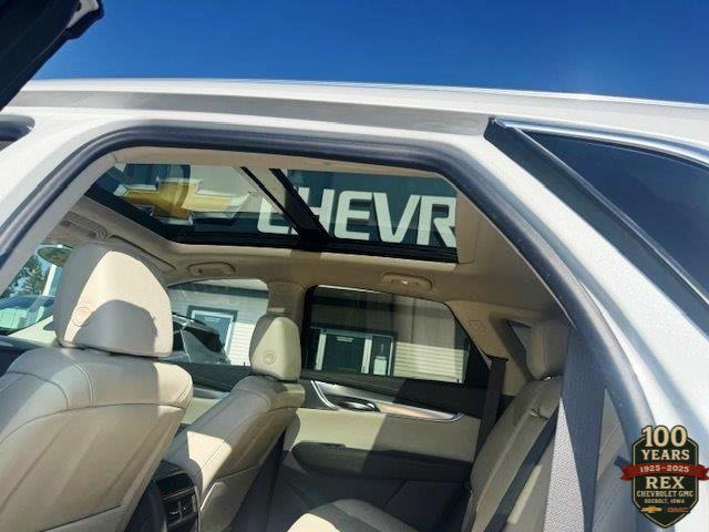 used 2023 Cadillac XT5 car, priced at $37,900
