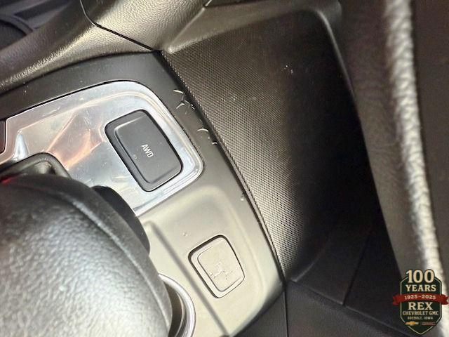 used 2022 Chevrolet Equinox car, priced at $22,900