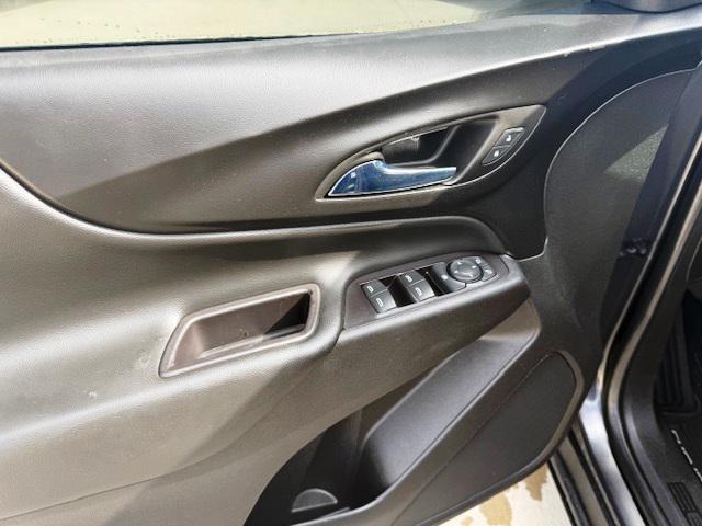 used 2022 Chevrolet Equinox car, priced at $22,900