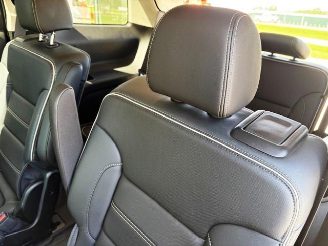 used 2022 GMC Acadia car, priced at $35,900
