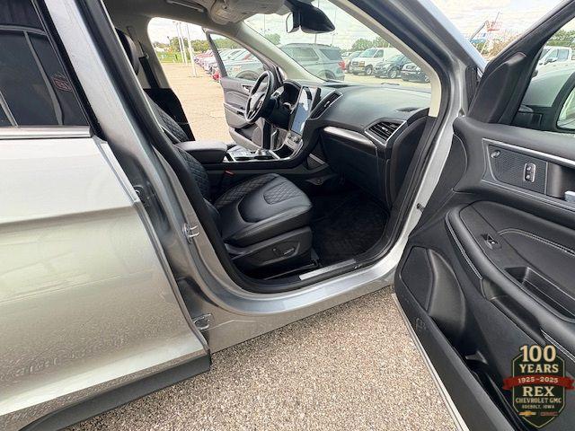 used 2024 Ford Edge car, priced at $36,900