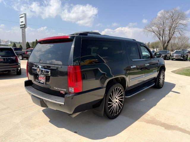 used 2011 Cadillac Escalade ESV car, priced at $14,900