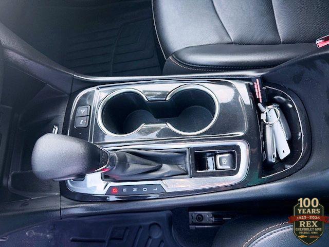 used 2022 Chevrolet Equinox car, priced at $25,900