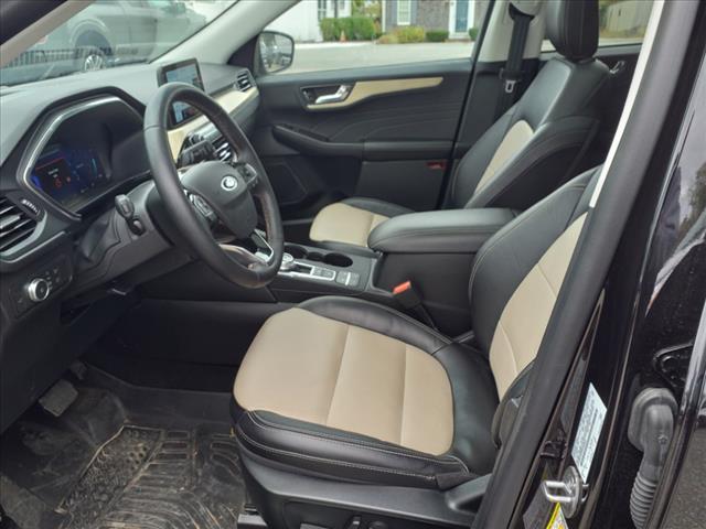 used 2022 Ford Escape car, priced at $29,995