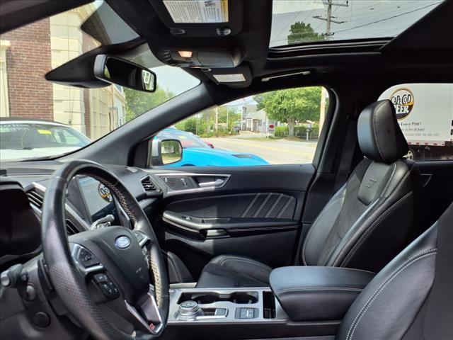 used 2022 Ford Edge car, priced at $34,995
